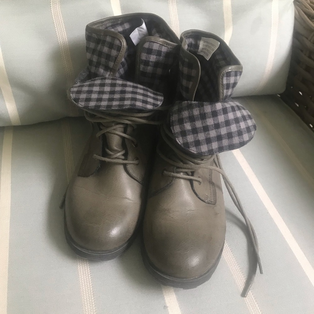🍁 Rock & Candy boots by Zigi